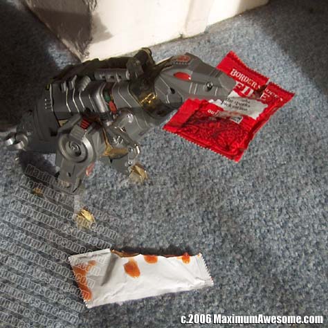 grimlock fights taco bell hot sauce